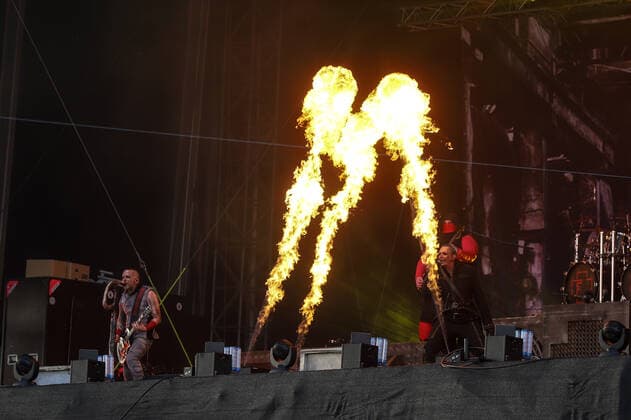 Feuerengel - A Tribute to Rammstein live beim Strandkorb Konzert in Hamburg Hamburg Cruise Center Steinwerder Hamburg Deutschland Copyright: xLobeca RalfxHomburgx