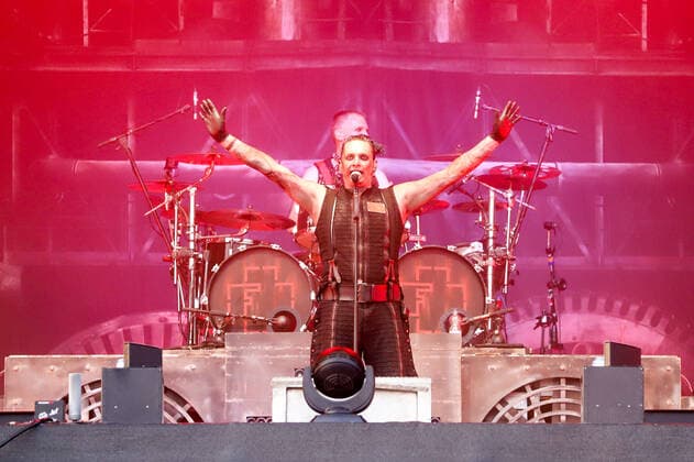 Feuerengel - A Tribute to Rammstein live beim Strandkorb Konzert in Hamburg Hamburg Cruise Center Steinwerder Hamburg Deutschland Copyright: xLobeca RalfxHomburgx