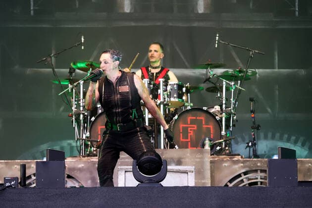 Feuerengel - A Tribute to Rammstein live beim Strandkorb Konzert in Hamburg Hamburg Cruise Center Steinwerder Hamburg Deutschland Copyright: xLobeca RalfxHomburgx