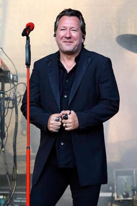 Claudius Dreilich von Karat live im Rahmen der Karat 45 Open Air Tour in der Kulturbrauerei. Görlitz, 03.07.2021
