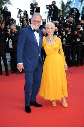 C74th Cannes Film Festival, Red Carpet Annette, pictured Taylor Hackford and Helen Mirren  Copyright: xSimonexComix xIPAx xCannesxpoolx