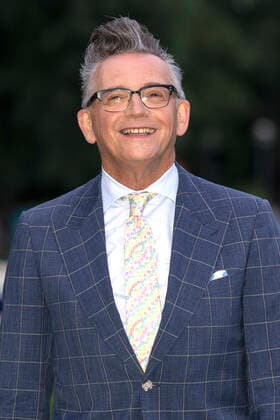 Götz Alsmann bei der Verleihung vom Margot-Hielscher-Preis an Franka Potente auf dem 38. Filmfest München 2021 im Open Air Kino am Olympiasee. München, 06.07.2021