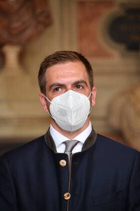 Philipp Lahm Verleihung des Bayerischen Verdienstorden 2021 Ehrung, Auszeichnung Antiquarium Residenz München 08. Juli 2021