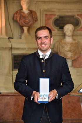 Philipp Lahm Verleihung des Bayerischen Verdienstorden 2021 Ehrung, Auszeichnung Antiquarium Residenz München 08. Juli 2021