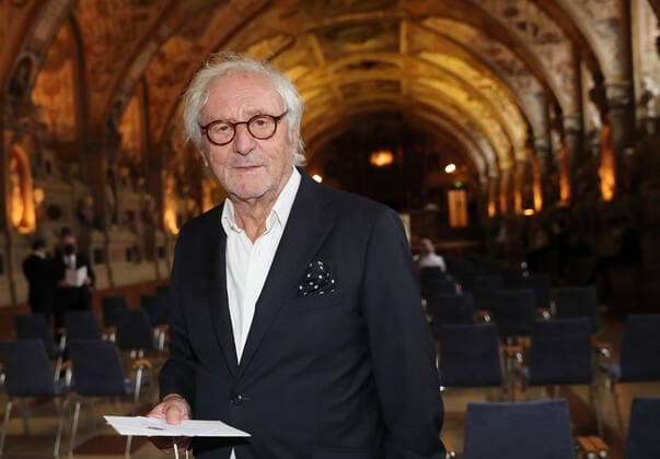 Verleihung des Bayerischen Verdienstorden 2020 im Antiquarium der Münchner Residenz durch den Bayerischen Ministerpräsidenten Dr.Markus Söder Günther Maria Halmer, München Bayern Deutschland Antiquarium der Münchner Residenz