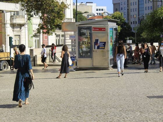 July 8, 2021, Lisbon, Portugal: Intense pedestrian movement around Campo Grande and Marques do Pombal subway stations, in Lisbon, on Thursday (8).  Copyright: xEdsonxdexSouzax