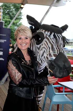 Linda Feller beim 15. Hope Jubiläumskonzert auf dem Areal der Filmnächte am Königsufer Dresden. Dresden, 07.08.2021