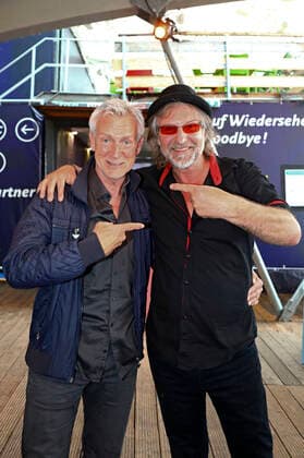 Dirk Michaelis und Dirk Zöllner beim 15. Hope Jubiläumskonzert auf dem Areal der Filmnächte am Königsufer Dresden. Dresden, 07.08.2021
