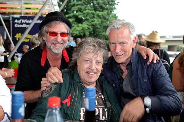 Dirk Michaelis, Dieter Hertrampf und Dirk Zöllner beim 15. Hope Jubiläumskonzert auf dem Areal der Filmnächte am Königsufer Dresden. Dresden, 07.08.2021