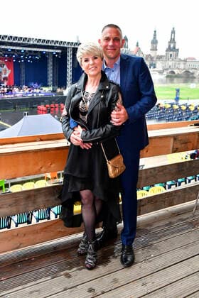 Linda Feller mit Ehemann Andreas Schmidt beim 15. Hope Jubiläumskonzert auf dem Areal der Filmnächte am Königsufer Dresden. Dresden, 07.08.2021