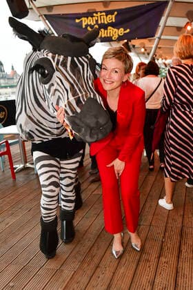 Karen Heinrichs beim 15. Hope Jubiläumskonzert auf dem Areal der Filmnächte am Königsufer Dresden. Dresden, 07.08.2021