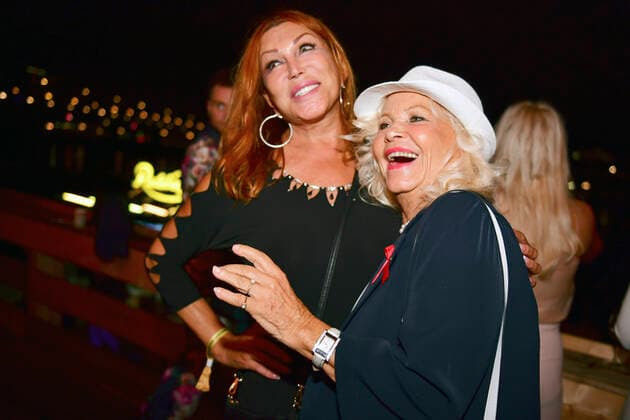 Zora Schwarz und Dorit Gäbler beim 15. Hope Jubiläumskonzert auf dem Areal der Filmnächte am Königsufer Dresden. Dresden, 07.08.2021