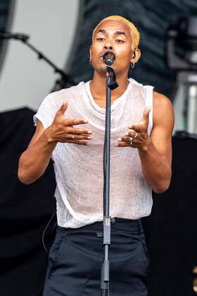 Lie Ning live beim Picknick Konzert auf der Zoopark Festwiese. Erfurt, 08.07.2021