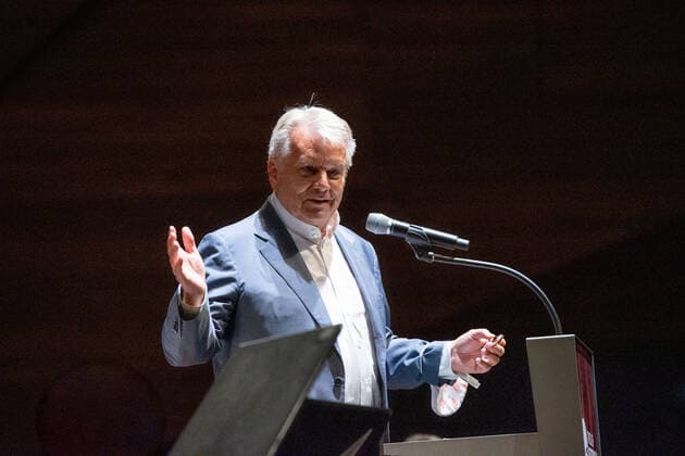 Erl 08.07.2021, Festspielhaus, Erl, AUT, Tiroler Festspiele Erl 2021, Eröffnungskonzert, im Bild Festspielpräsident Hans Peter Haselsteiner Festival President Hans Peter Haselsteiner during the Opening concert of the Tiroler Festspiele Erl at the Festspielhaus in Erl, Austria on 2021 07 08.