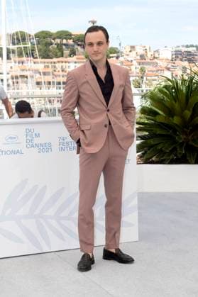 Franz Rogowski beim Photocall zum Kinofilm Große Freiheit Great Freedom auf dem Festival de Cannes 2021 74. Internationale Filmfestspiele von Cannes am Palais des Festivals. Cannes, 09.07.2021