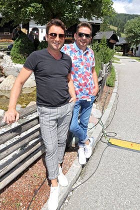 ORF Wenn die Musi spielt . Duo Fantasy am Rande des Künstlertreffs zum Musik Open Air Wenn die Musi spielt am 09.07.2021 auf dem Festgelände in Bad Kleinkirchheim. 20210709BOS0034