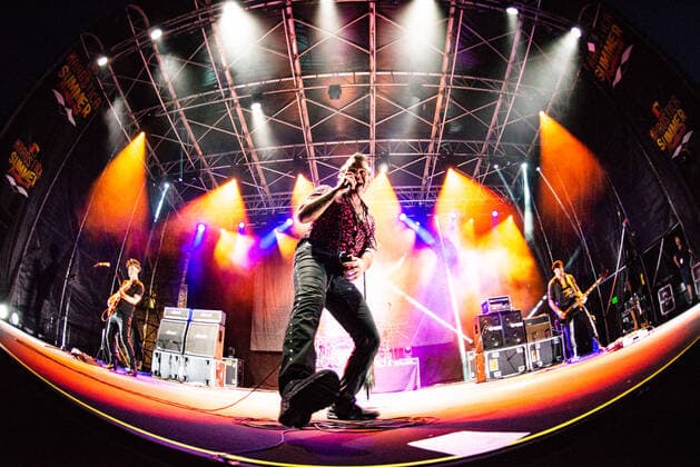 Entertainment Bilder des Tages Italy: Piero Pelu 2021 The Italian rocker Piero Pelu performed last night at Marostica summer festival for his first gig after covid-19 pandemic. Italy Copyright: DenisxUlliana