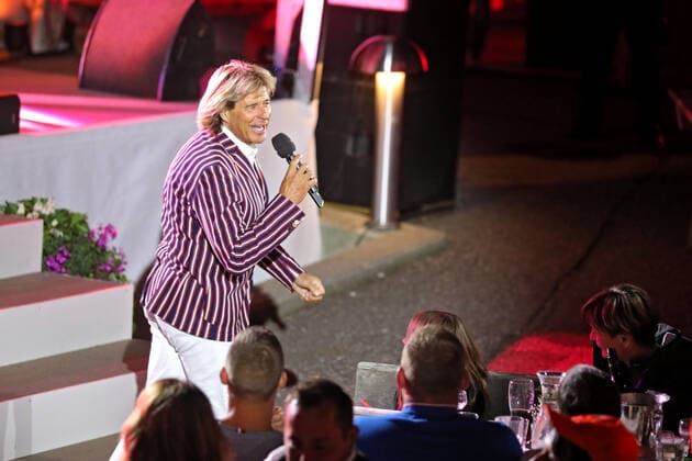 ORF Wenn die Musi spielt . Sänger Hansi Hinterseer während der Generalprobe zum Musik Open Air Wenn die Musi spielt am 09.07.2021 in Bad Kleinkirchheim. 20210710BOS0039