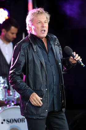 ORF Wenn die Musi spielt . Sänger Bernhard Brink während der Generalprobe zum Musik Open Air Wenn die Musi spielt am 09.07.2021 in Bad Kleinkirchheim. 20210710BOS0014