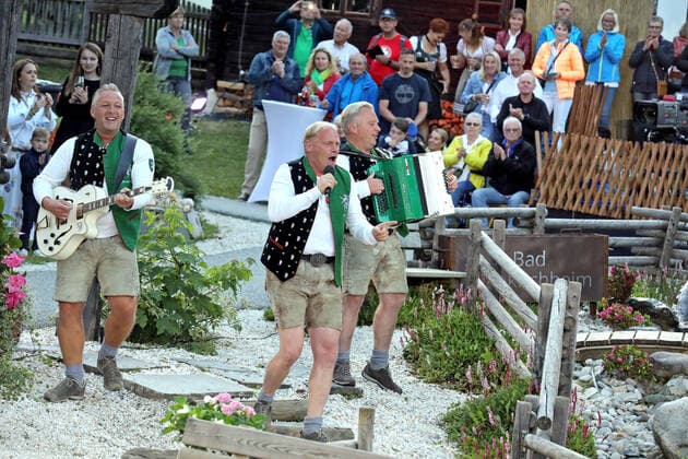 ORF Wenn die Musi spielt . Die Edlseer während der Generalprobe zum Musik Open Air Wenn die Musi spielt am 09.07.2021 in Bad Kleinkirchheim. 20210710BOS0004