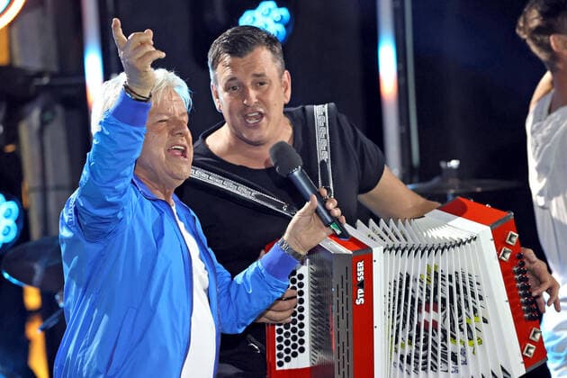 ORF Wenn die Musi spielt . Sänger G.G. Anderson und Marc Pircher während der Generalprobe zum Musik Open Air Wenn die Musi spielt am 09.07.2021 in Bad Kleinkirchheim. 20210710BOS0106