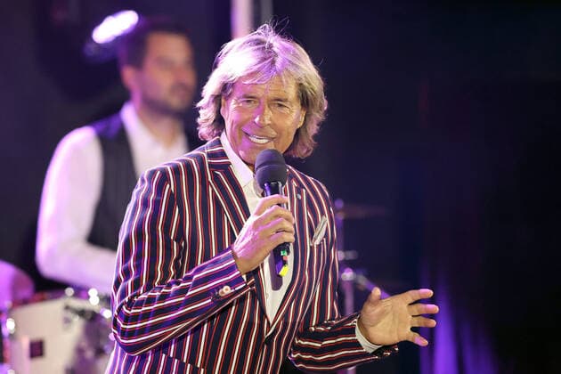 ORF Wenn die Musi spielt . Sänger Hansi Hinterseer während der Generalprobe zum Musik Open Air Wenn die Musi spielt am 09.07.2021 in Bad Kleinkirchheim. 20210710BOS0079