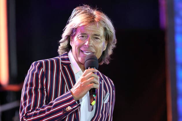 ORF Wenn die Musi spielt . Sänger Hansi Hinterseer während der Generalprobe zum Musik Open Air Wenn die Musi spielt am 09.07.2021 in Bad Kleinkirchheim. 20210710BOS0074