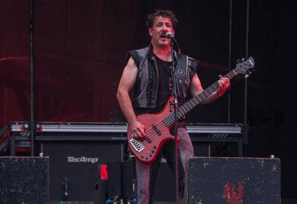 In Extremo Auftritt beim Strandkorb Open Air WIESBADEN 2021 In Extremo (kurz InEx) ist eine deutsche Band, die dem Mittelalter-Rock zugeordnet wird. Wiesbaden BRITA-Arena Rheinland-Pfalz