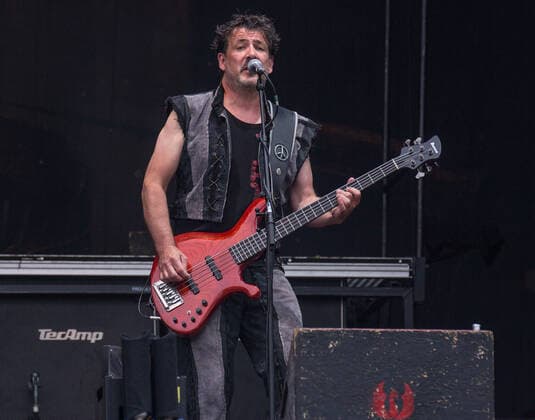 In Extremo Auftritt beim Strandkorb Open Air WIESBADEN 2021 In Extremo (kurz InEx) ist eine deutsche Band, die dem Mittelalter-Rock zugeordnet wird. Wiesbaden BRITA-Arena Rheinland-Pfalz