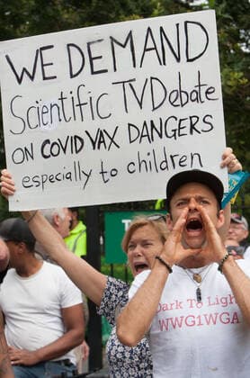 July 11, 2021, London, United Kingdom: A protester chants slogans outside Centre Court during the demonstration..Demonstrators protest outside Wimbledon tennis tournament on Men s Finals Day as they call for freedom of choice, medical freedom with no Covid checks necessary to gain access to major sporting events and no vaccine passports. London United Kingdom - ZUMAs197 20210711_zaa_s197_145 Copyright: xMartinxPopex