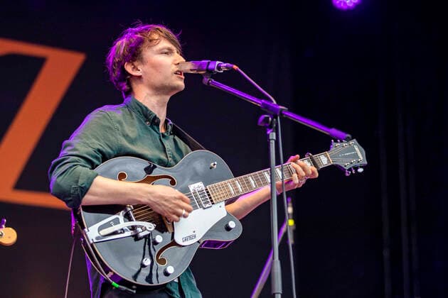 Paul Weber live beim Picknick Konzert auf der Zoopark Festwiese. Erfurt, 11.07.2021