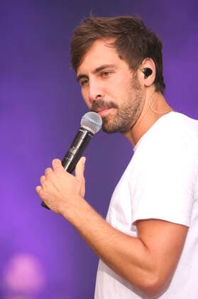 Max Giesinger live im Rahmen der Konzertreihe Back on Stage auf der Gilde Parkbühne. Hannover, 11.07.2021