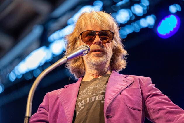 Tuebingen Tuebingen; Konzert; Festival; Tanks Giving Festival; Vaddi Concerts; Coronakonzert; Panzerhalle; Franzoesisches Viertel; Event Helge Schneider spielt zusammen mit The Snyders sein Programm Let s Lach vor der Ausverkauften Panzerhalle in Tuebingen beim Tanks-Giving Festival 2021. Copyright: xDennisxDuddek xEibnerxPressefotox EP_DDU