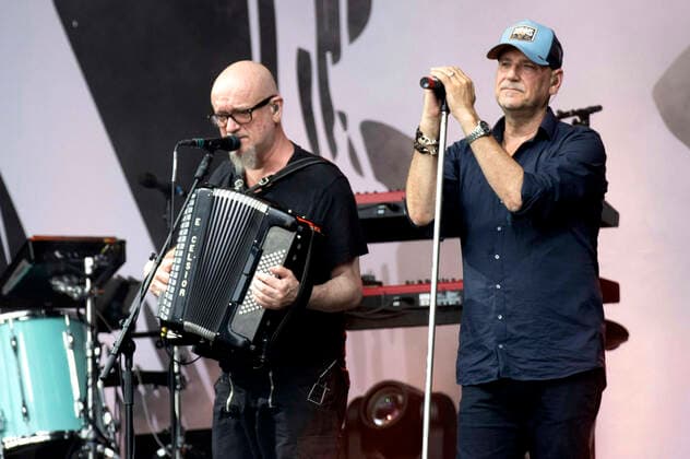 Gero Drnek und Kai Wingenfelder von Fury in the Slaughterhouse live im Rahmen der Konzertreihe Juicy Beats Park Sessions im Westfalenpark. Dortmund, 12.07.2021