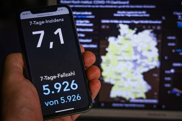 Coronavirus in Deutschland - Covid-19-Dashboard des Robert Koch-Institut 14.07.2021: Robert Koch-Institut: 7-Tage-Inzidenz 7,1. 7-Tage-Fallzahl 5.926. COVID-19-Fälle 3.738.683. Zugang um 1.548 gegenüber dem Vortag. COVID-19-Todesfälle 91.287. Zugang um 28 gegenüber dem Vortag.