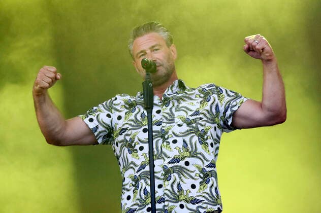 Entertainment Bilder des Tages Sasha live beim Strandkorb Open Air im Cruise Center Steinwerder. Hamburg, 13.07.2021