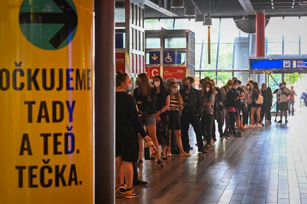 People queue to be jabbed here and now in front of the vaccination center against covid-19 in Prague Main Railway Station, Czech Republic, on Wednesday, July 14, 2021. Further such vaccination centres are to open at railway stations in Czechia, mainly in regional capitals and important transport hubs. (CTKxPhoto VitxSimanek) CTKPhotoP2021071403496  VIS 004 K