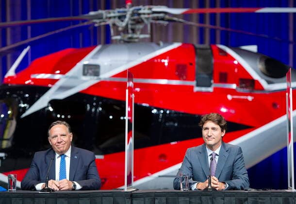 Kanada, Justin Trudeau und Premierminister Francois Legault verkünden Luft- und Raumfahrt Programm July 15, 2021, Montreal, QC, Canada: Prime Minister Justin Trudeau and Quebec Premier Francois Legault get ready to make an aerospace economic announcement, Thursday, July 15, 2021 in Montreal. Montreal Canada  - ZUMAc35_ 20210715_zaf_c35_012 Copyright: xRyanxRemiorzx