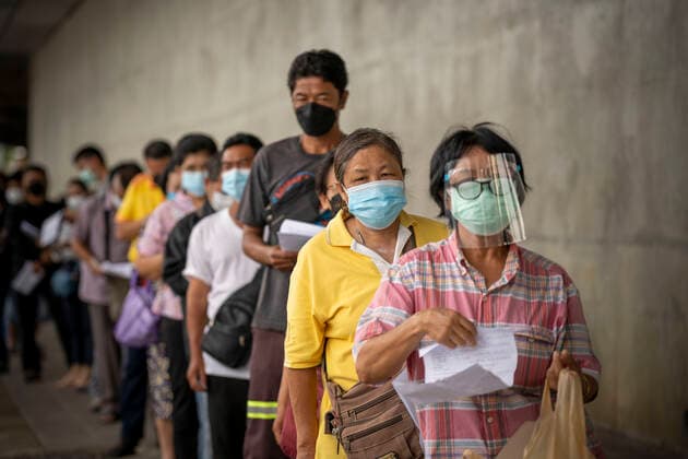July 16, 2021, Bangkok, Thailand: Throughout Bangkok the numerous sites set up by the Thai government to offer Covid -19 testing and vaccinations have been working nonstop, drawing large numbers of people seeking medical services. This testing site in Bangkok s Bang Phlat district has a daily capacity of 1000 people. Thailand s daily infection and death figures have been reaching all time highs in July as the nation continues to fight the pandemic. Thailand - ZUMAt128 20210716_zap_t128_012 Copyright: xAdryelxTalamantesx