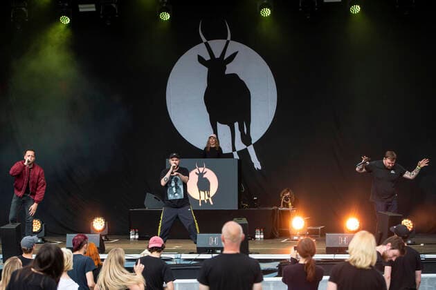 Entertainment Bilder des Tages Danger Dan, Koljah und Panik Panzer von der Antilopen Gang live beim Picknick Konzert auf der Zoopark Festwiese. Erfurt, 15.07.2021