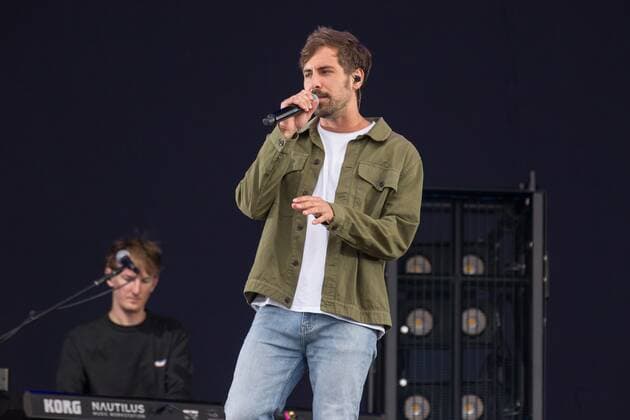 Singer-Songwriter Max Giesinger 15.07.2021 - Singer-Songwriter Max Giesinger beim Strandkorb Open Air in der BRITA-Arena Wiesbaden. Wiesbaden BRITA-Arena Hessen