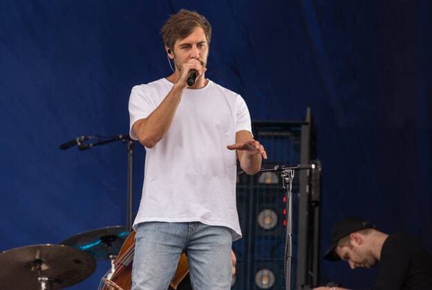 Singer-Songwriter Max Giesinger 15.07.2021 - Singer-Songwriter Max Giesinger beim Strandkorb Open Air in der BRITA-Arena Wiesbaden. Wiesbaden BRITA-Arena Hessen