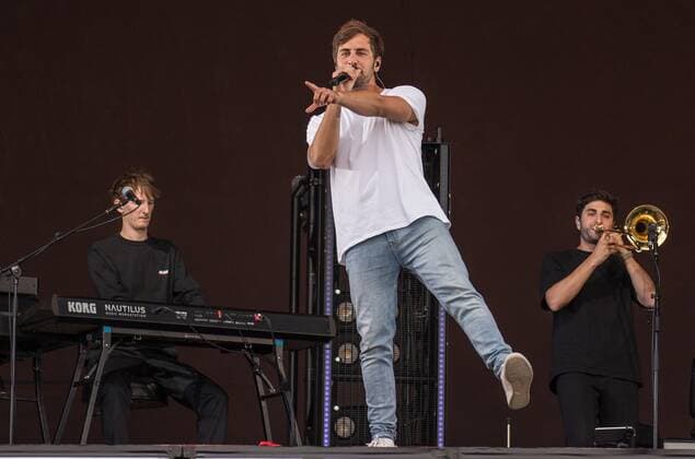Singer-Songwriter Max Giesinger 15.07.2021 - Singer-Songwriter Max Giesinger beim Strandkorb Open Air in der BRITA-Arena Wiesbaden. Wiesbaden BRITA-Arena Hessen