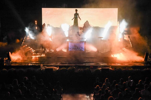 Dardust Live nel suo Storm and Drugs Tour durante Dardust Storm and Drugs Live, Concerto cantante italiano in Gardone Riviera, Italia, 16 luglio 2021