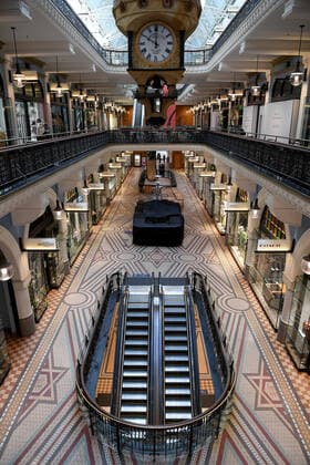 NSW CORONAVIRUS COVID19, A general view of boutique stores in the Queen Victoria Building in Sydney, Saturday, July 17, 2021. The stay-at-home orders for coronavirus-hit Greater Sydney and surrounds have been tightened with the lockdown extended for a further 2 weeks. ( NO ARCHIVING, EDITORIAL USE ONLY, NO USE IN BOOKS WITHOUT CONSENT SYDNEY NSW AUSTRALIA  Copyright: xDANxHIMBRECHTSx 20210717001557880507