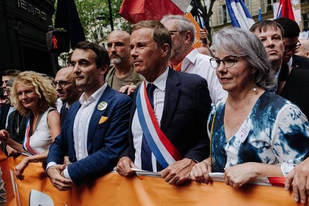 In Paris, at the initiative of the president of the Patriots Florian Philippot (former number 2 of the National Rally), a demonstration against the health pass was organized, which brought together several thousand demonstrators. It linked the Place du Palais Royal in the 1st arrondissement to the Place Laroque, in the 7th arrondissement.  JanxSchmidt-Whitley LexPictorium LePictorium_0250854