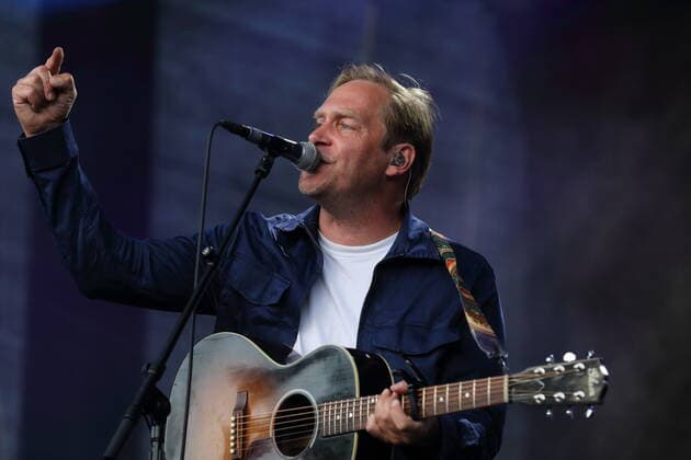 Thees Uhlmann bei einem Konzert am Waschhaus in Potsdam, 17. Juli 2021. Waschhaus Open Air