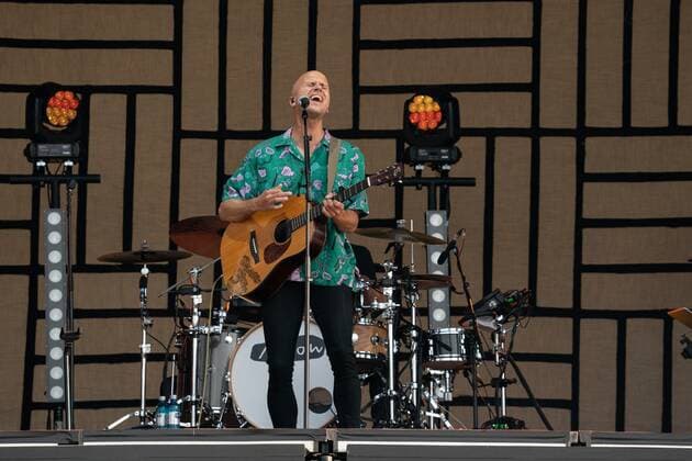 Strandkorb Open Air mit Milow. 17.07.2021 Milow & Band auf dem Strandkorb Open Air in der BRITA Arena Wiesbaden. Wiesbaden BRITA-Arena Hessen