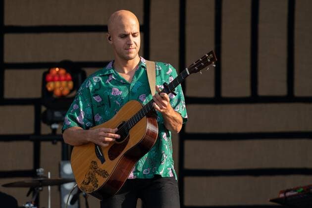 Strandkorb Open Air mit Milow. 17.07.2021 Milow & Band auf dem Strandkorb Open Air in der BRITA Arena Wiesbaden. Wiesbaden BRITA-Arena Hessen