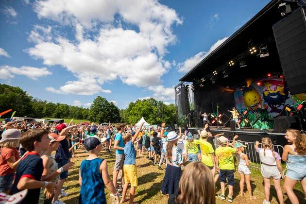 Deine Freunde live beim Picknick Konzert auf der Zoopark Festwiese. Erfurt, 18.07.2021